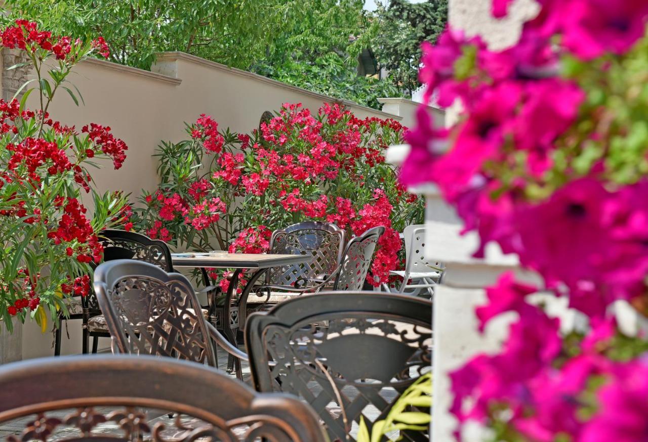 Sirena Palace Family Hotel Obzor Buitenkant foto