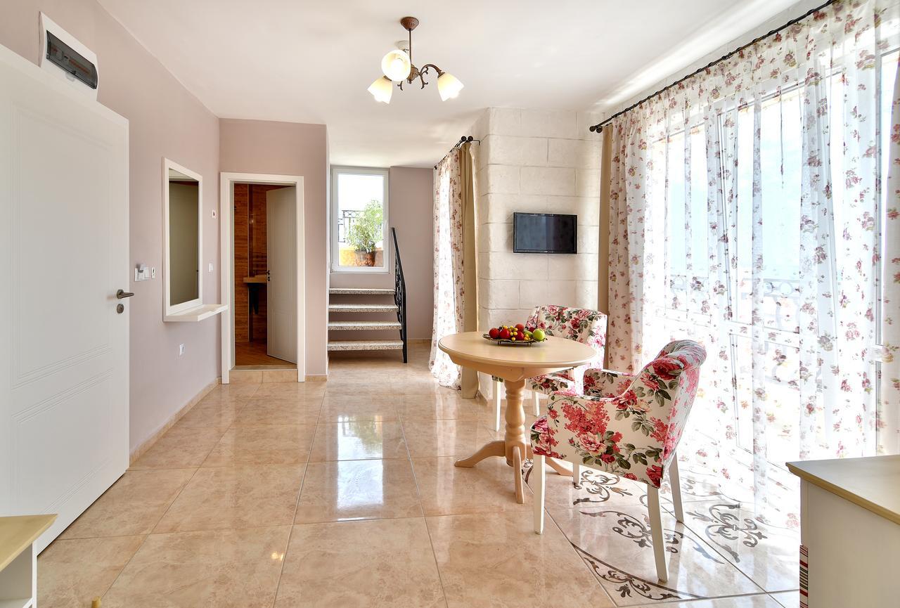 Sirena Palace Family Hotel Obzor Buitenkant foto
