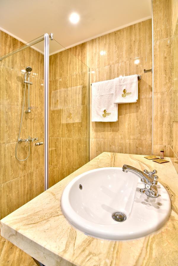 Sirena Palace Family Hotel Obzor Buitenkant foto