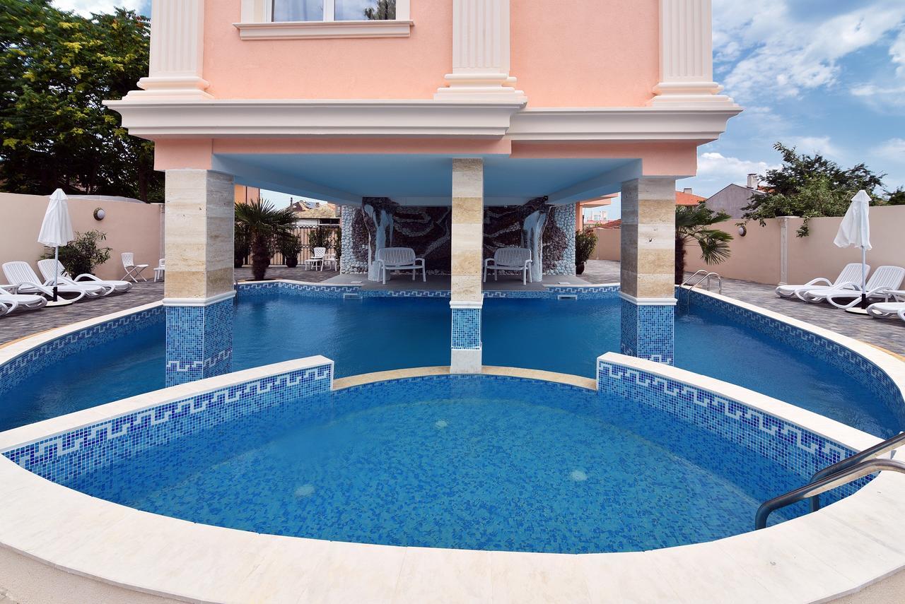 Sirena Palace Family Hotel Obzor Buitenkant foto