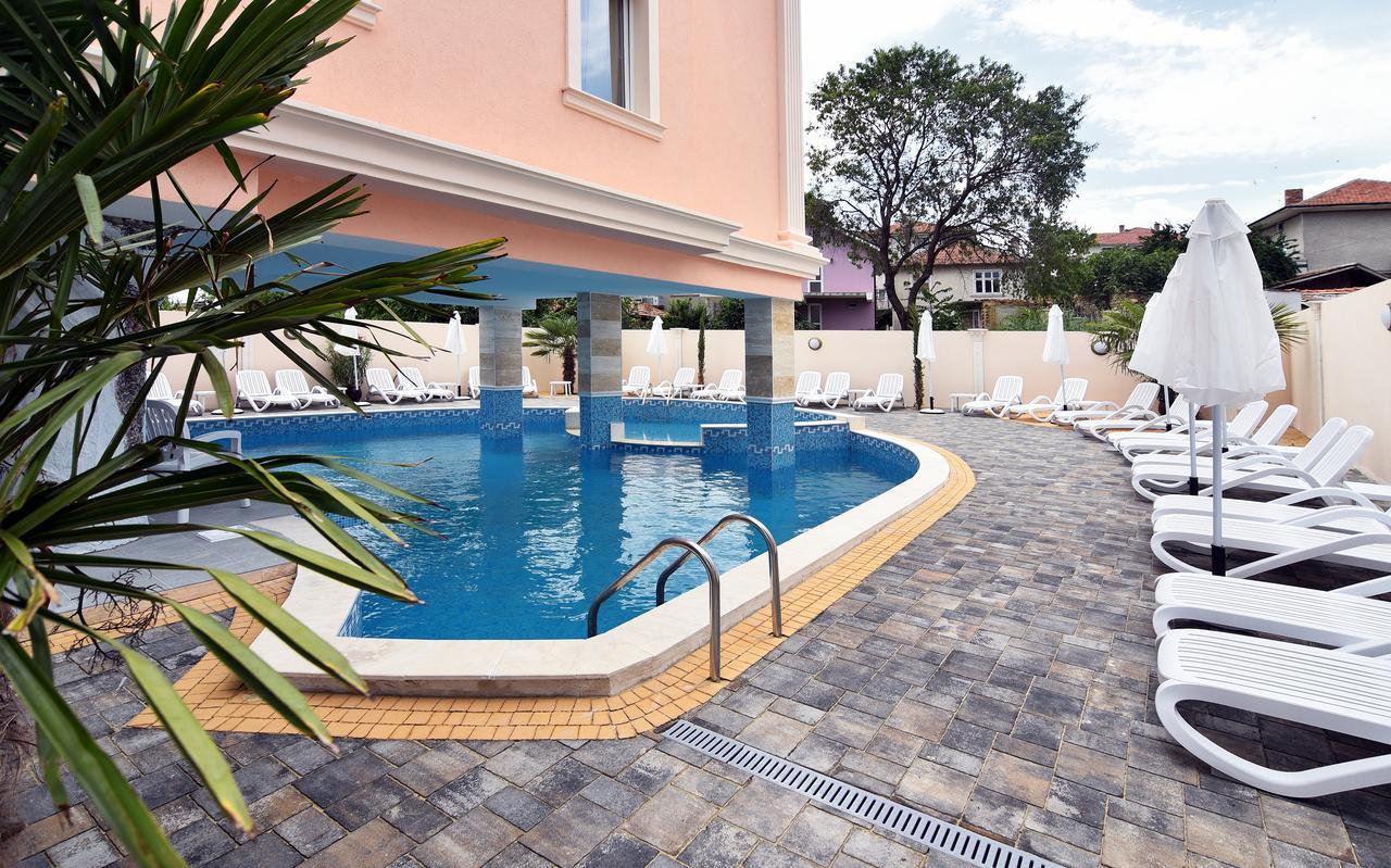 Sirena Palace Family Hotel Obzor Buitenkant foto